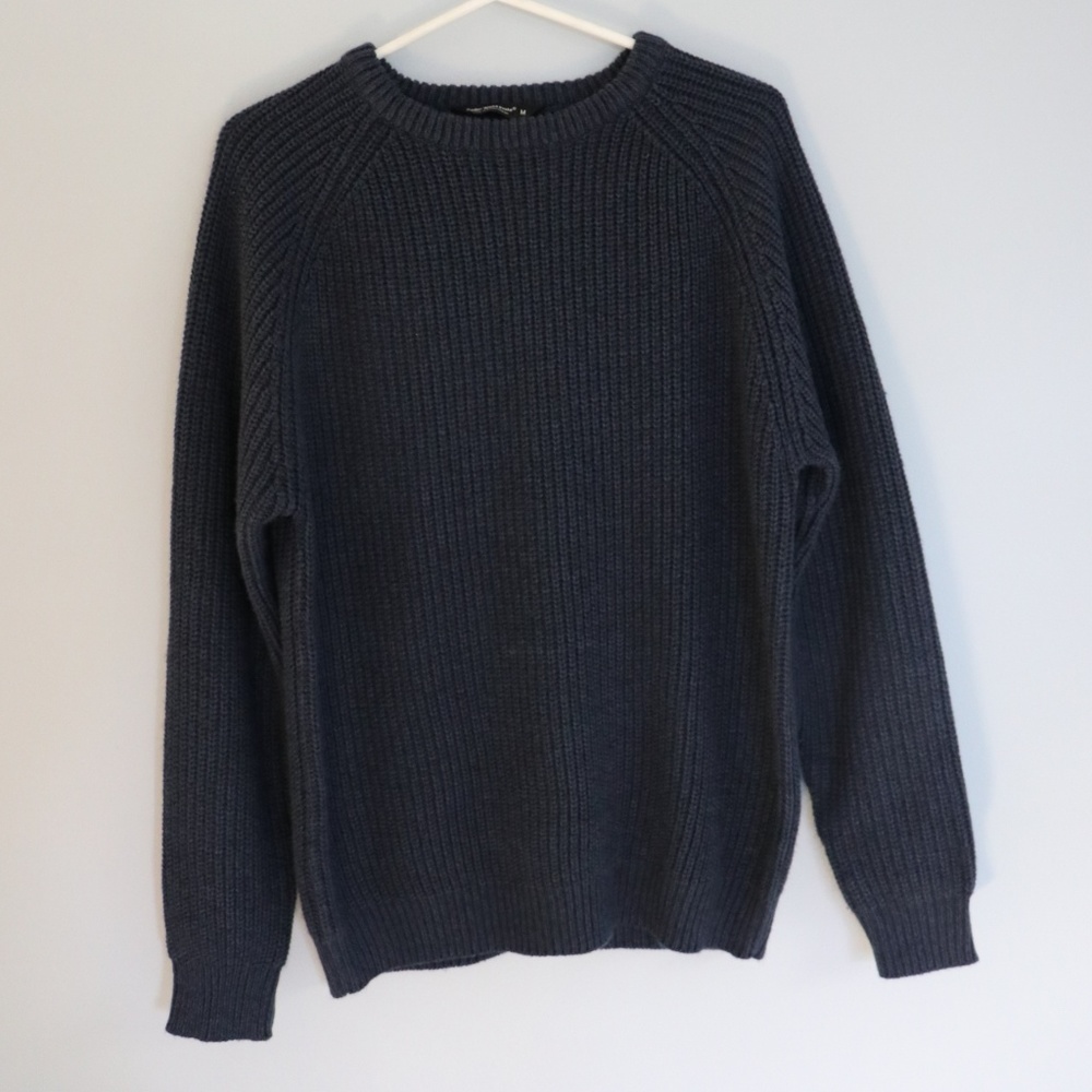 Very Lightly Worn Mens Medium Navy Sweater